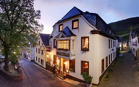 Hotel Weingut Schuetzen